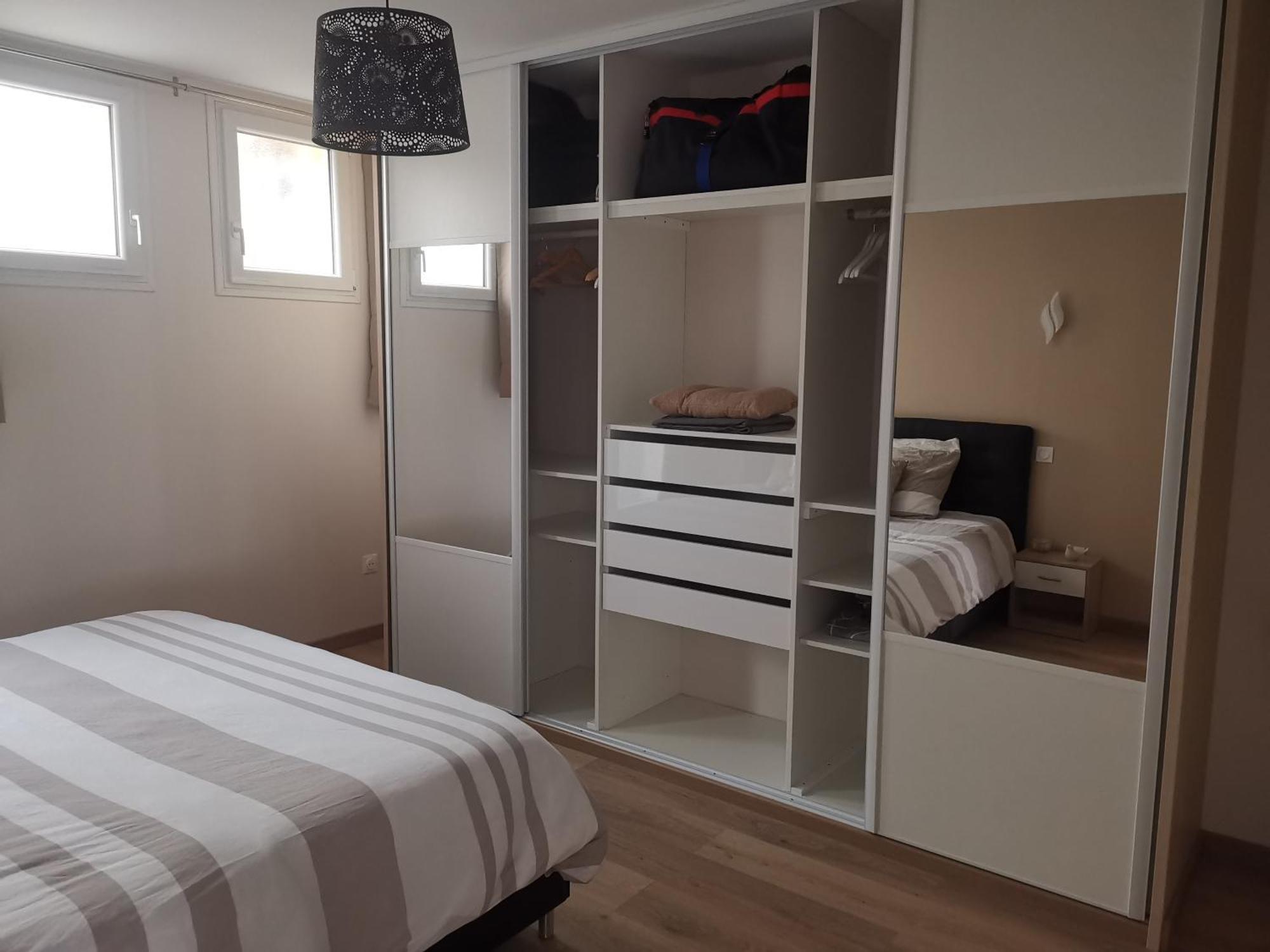 Souvenirs De Provence, Charmant Appartement Neuf 3 Etoiles Динь-ле-Бен Экстерьер фото